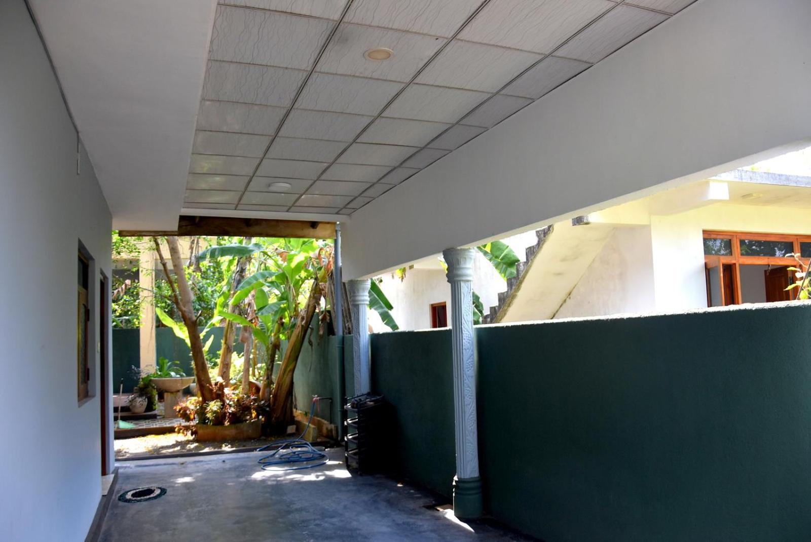 Dulina Holiday Home Anuradhapura Exterior foto